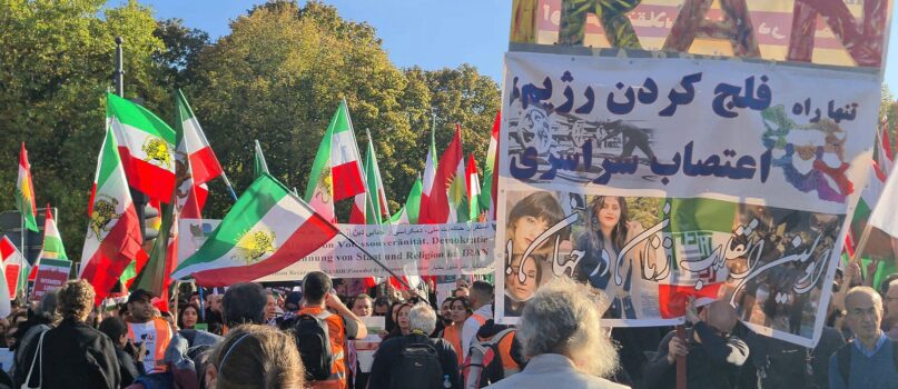 Roma Partito Radicale Iran Rivoluzione Teheran Manifestazione