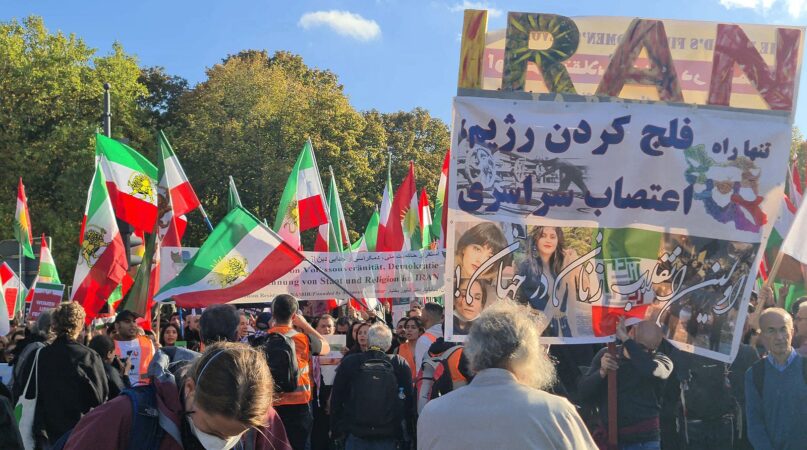 Roma Partito Radicale Iran Rivoluzione Teheran Manifestazione