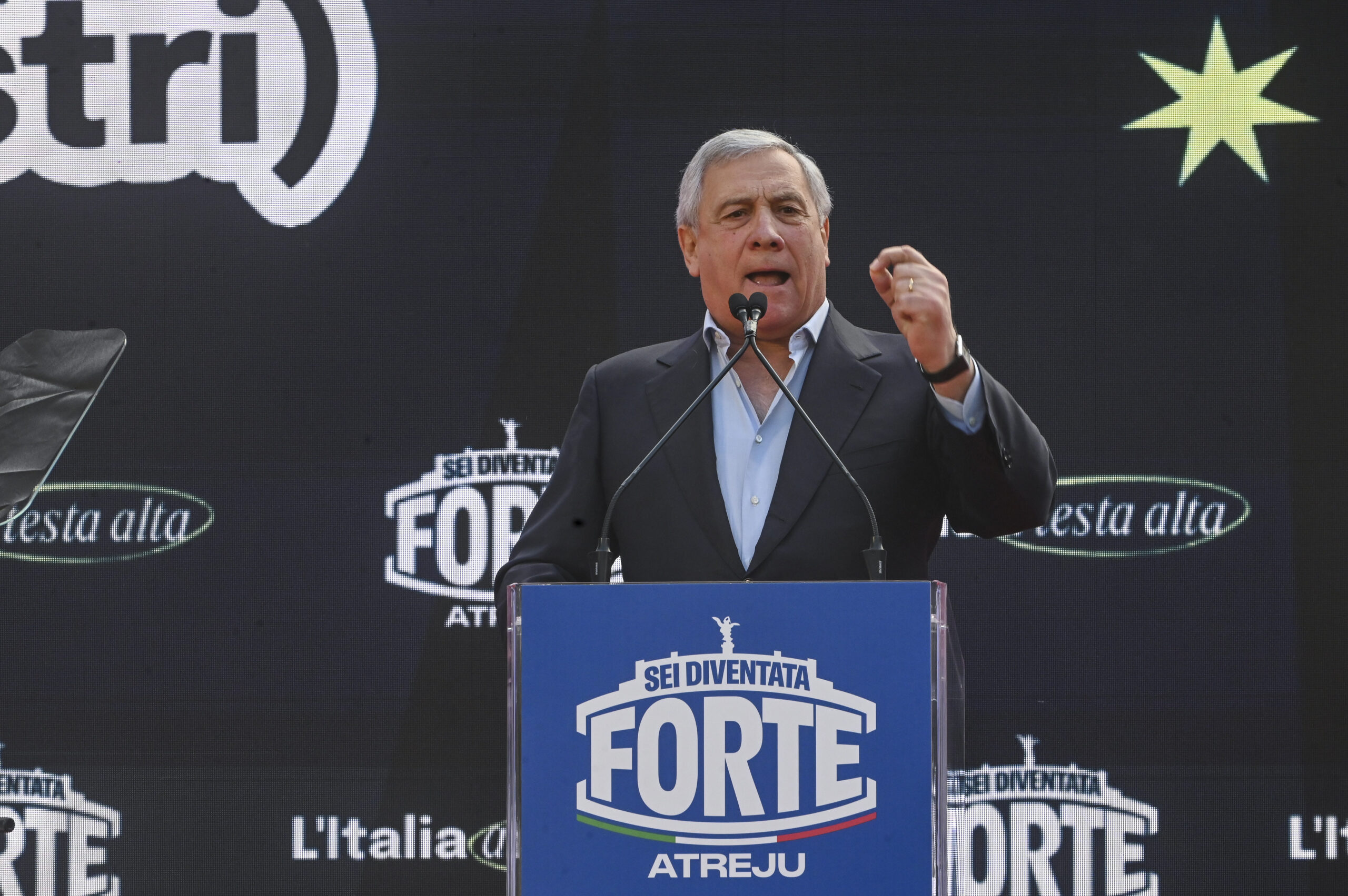 Occhiuto vs. Tajani, eventi e controeventi: cosa sta succedendo in Forza Italia