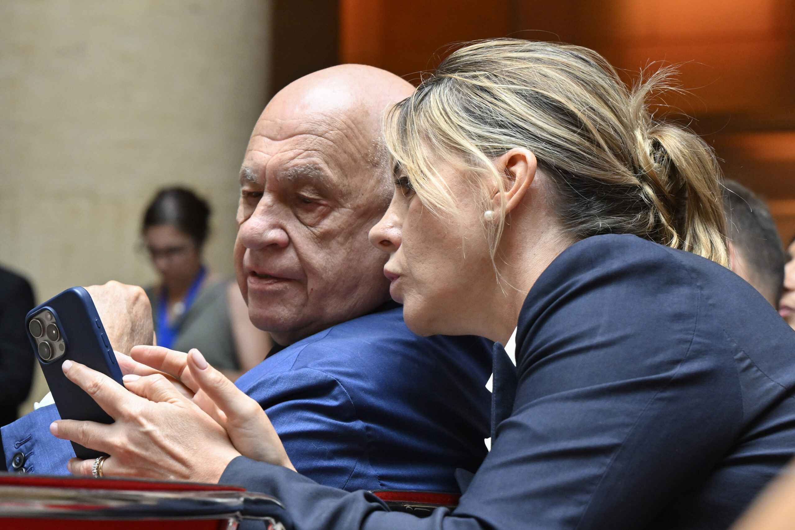 Chi è Giusi Bartolozzi e perché rischia di essere “l’anello debole” del caso Almasri