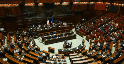 Consenso “Libero e attuale”, sì della Camera. Cosa cambia nel reato di violenza sessuale