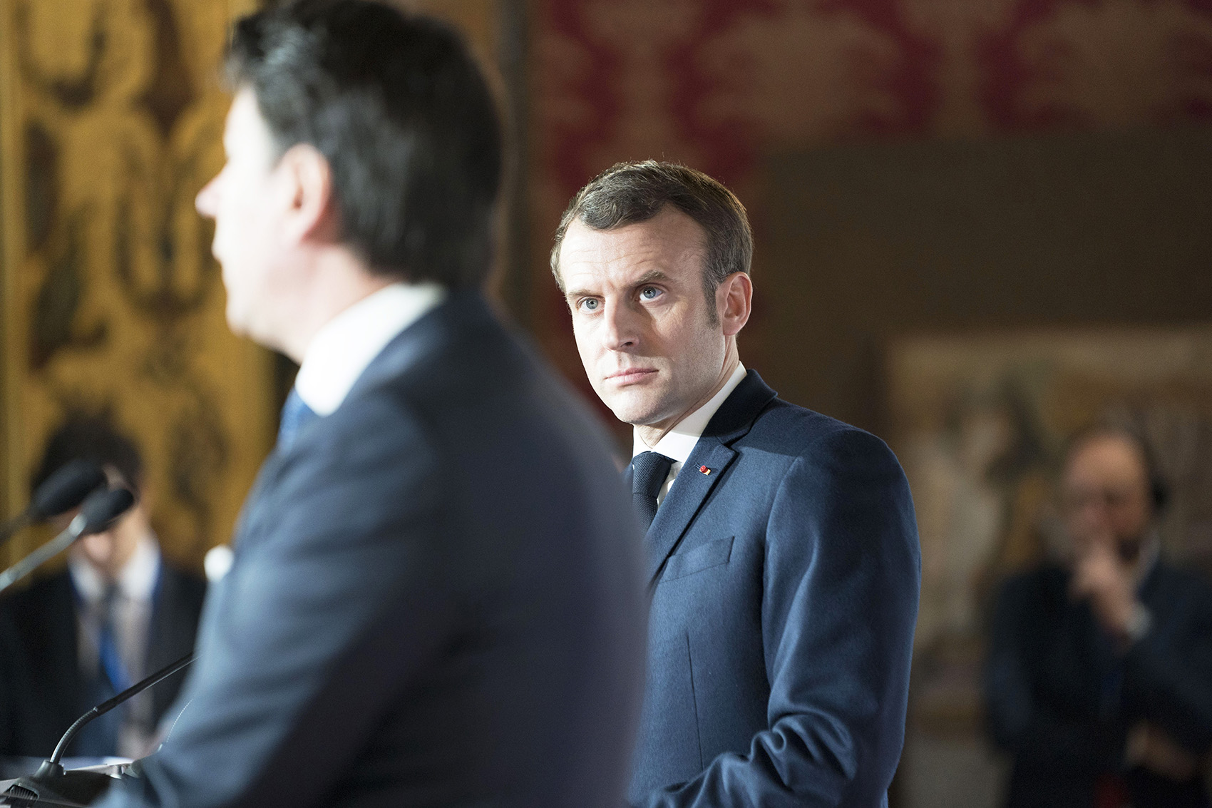 Conte Macron