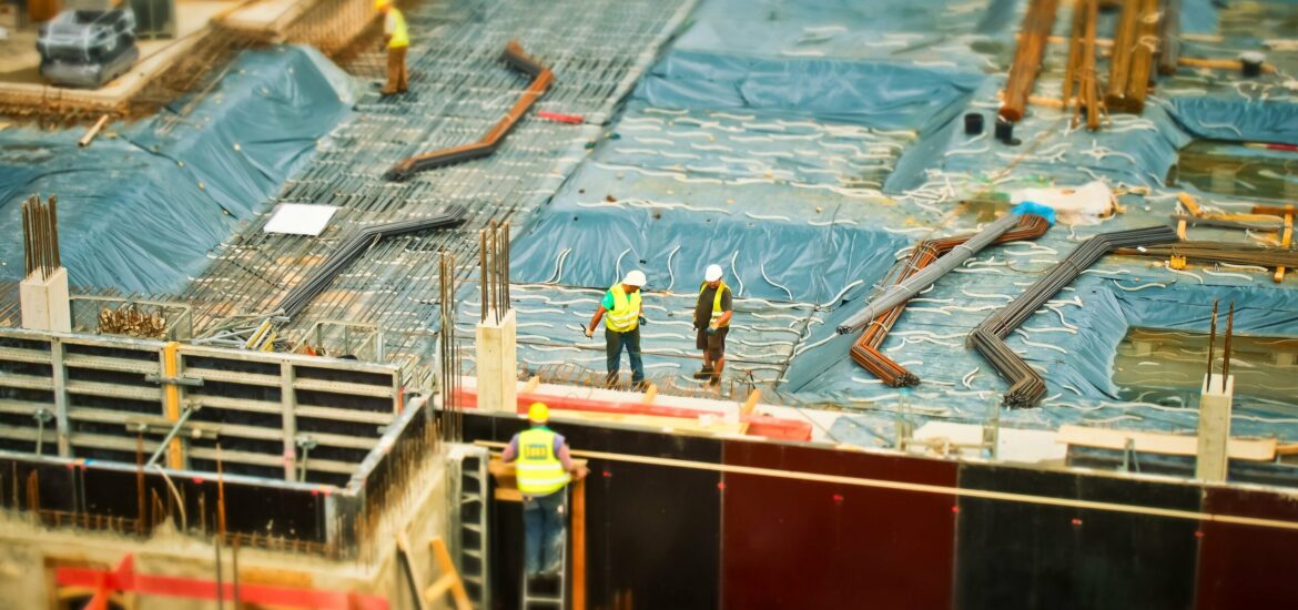 lavoro partiti Contratti collettivi nazionali di lavoro