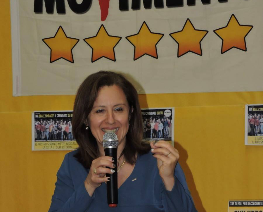 M5S: Fattori, Di Maio esca dal Governo e faccia solo capo politico