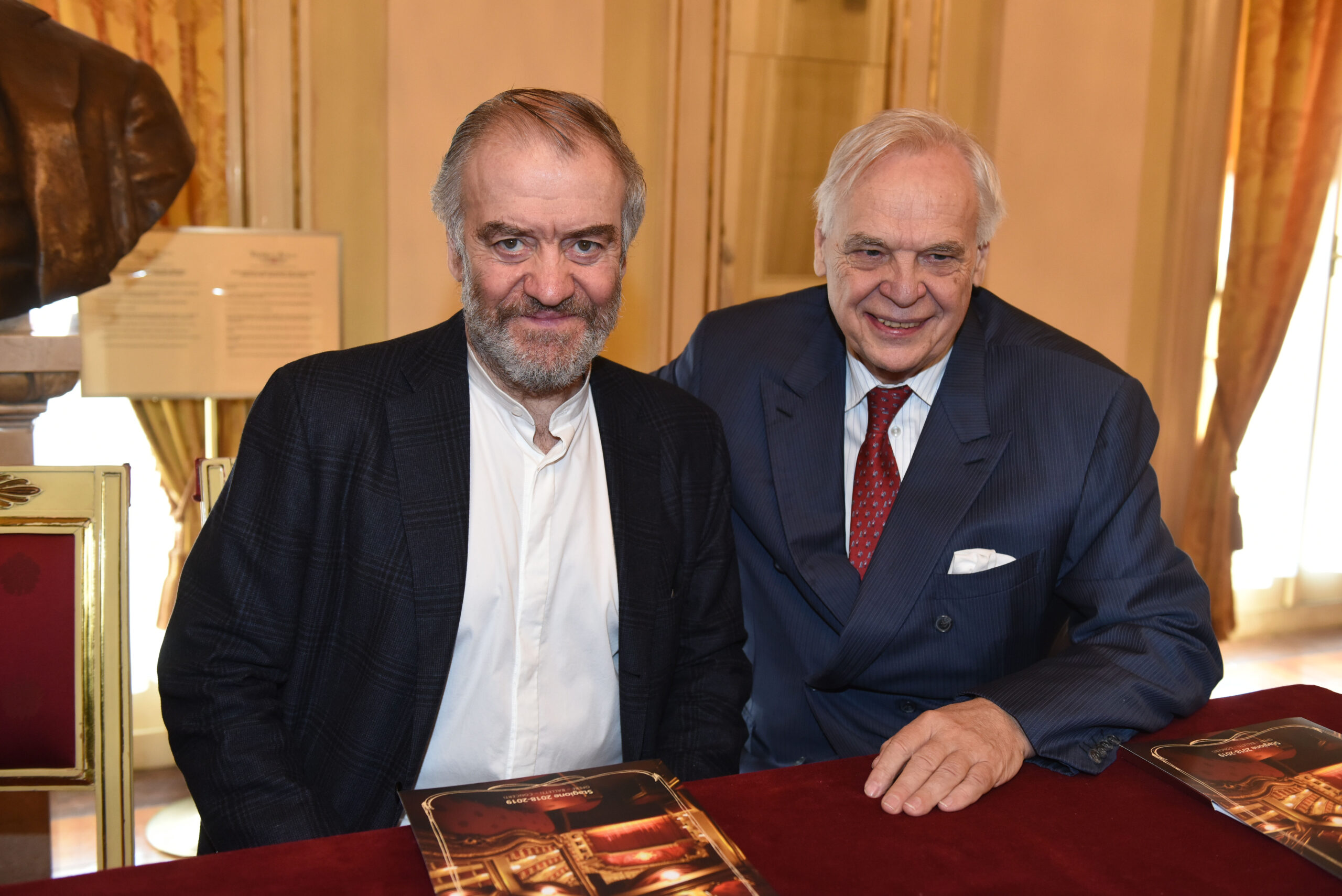 Caso Gergiev, cosa chiedono i Nobel a De Luca e La Russa