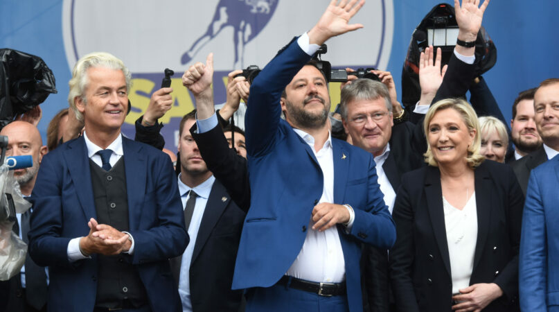 Pontida Le Pen Salvini