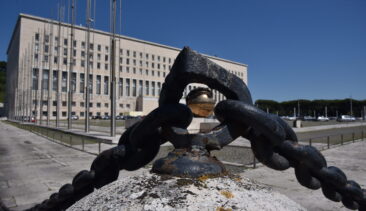 italiani bloccati Medio Oriente Farnesina