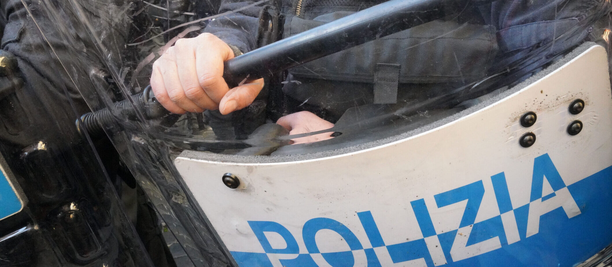 Scudo penale non solo per la polizia: ecco a chi si applica e quando