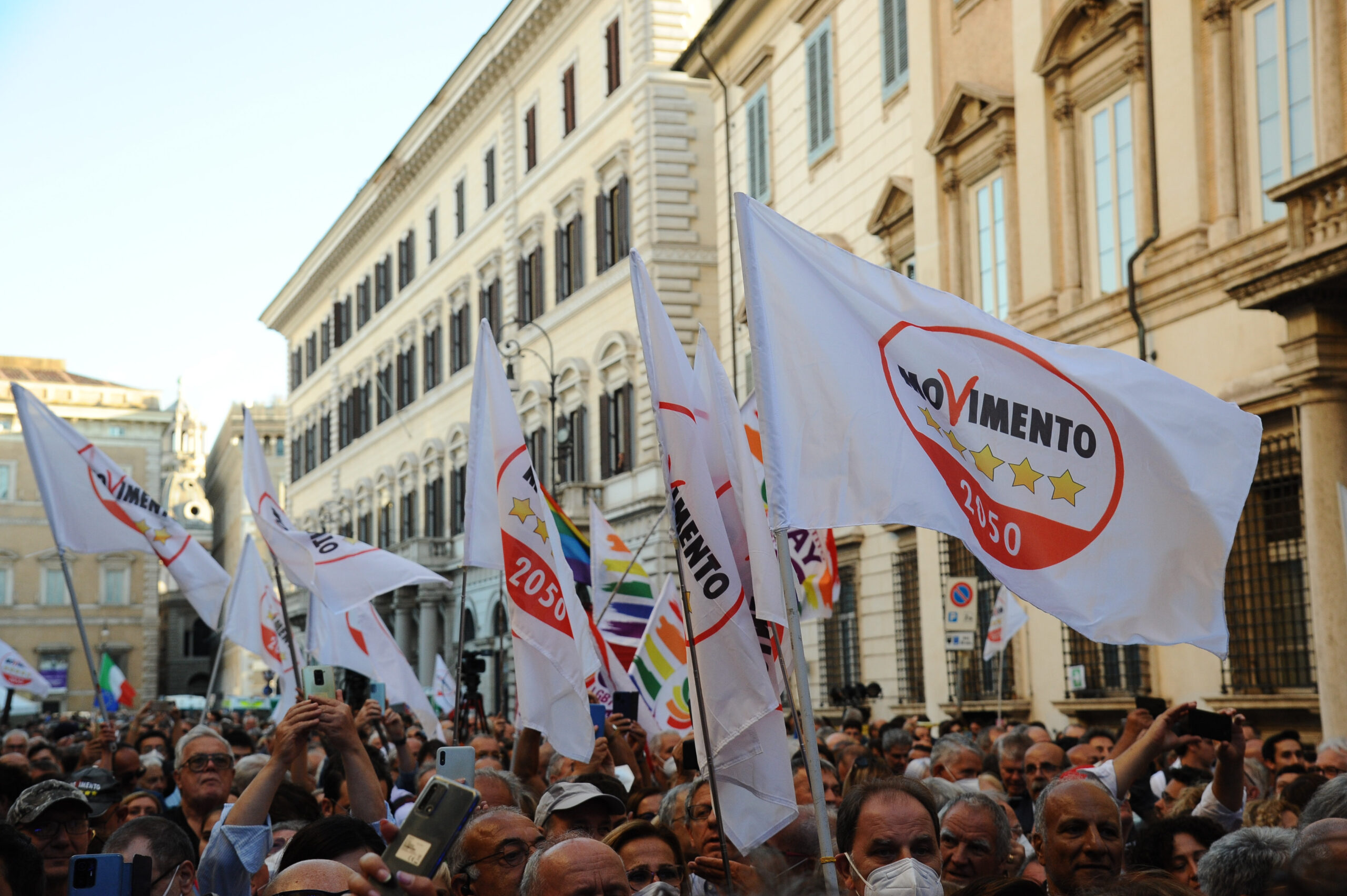 pd m5s becchi