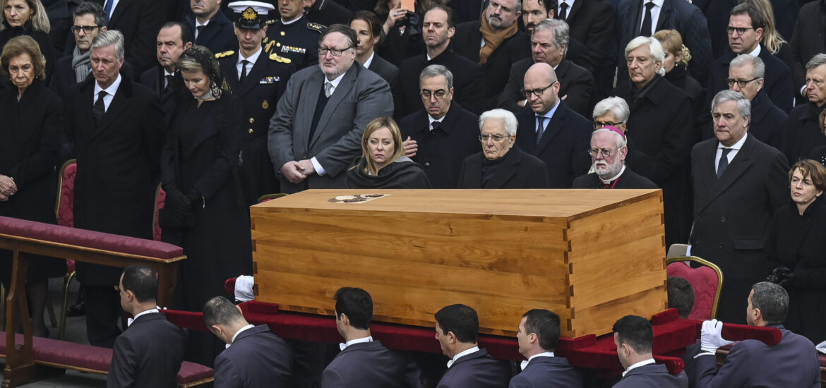 draghi meloni papa emerito funerali