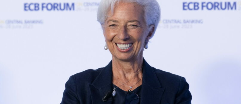 Bcc Gli Stipendi Da Lagarde In Giù