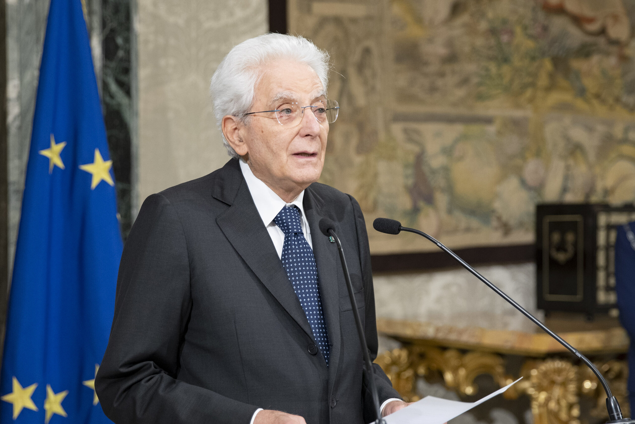 mattarella ventaglio