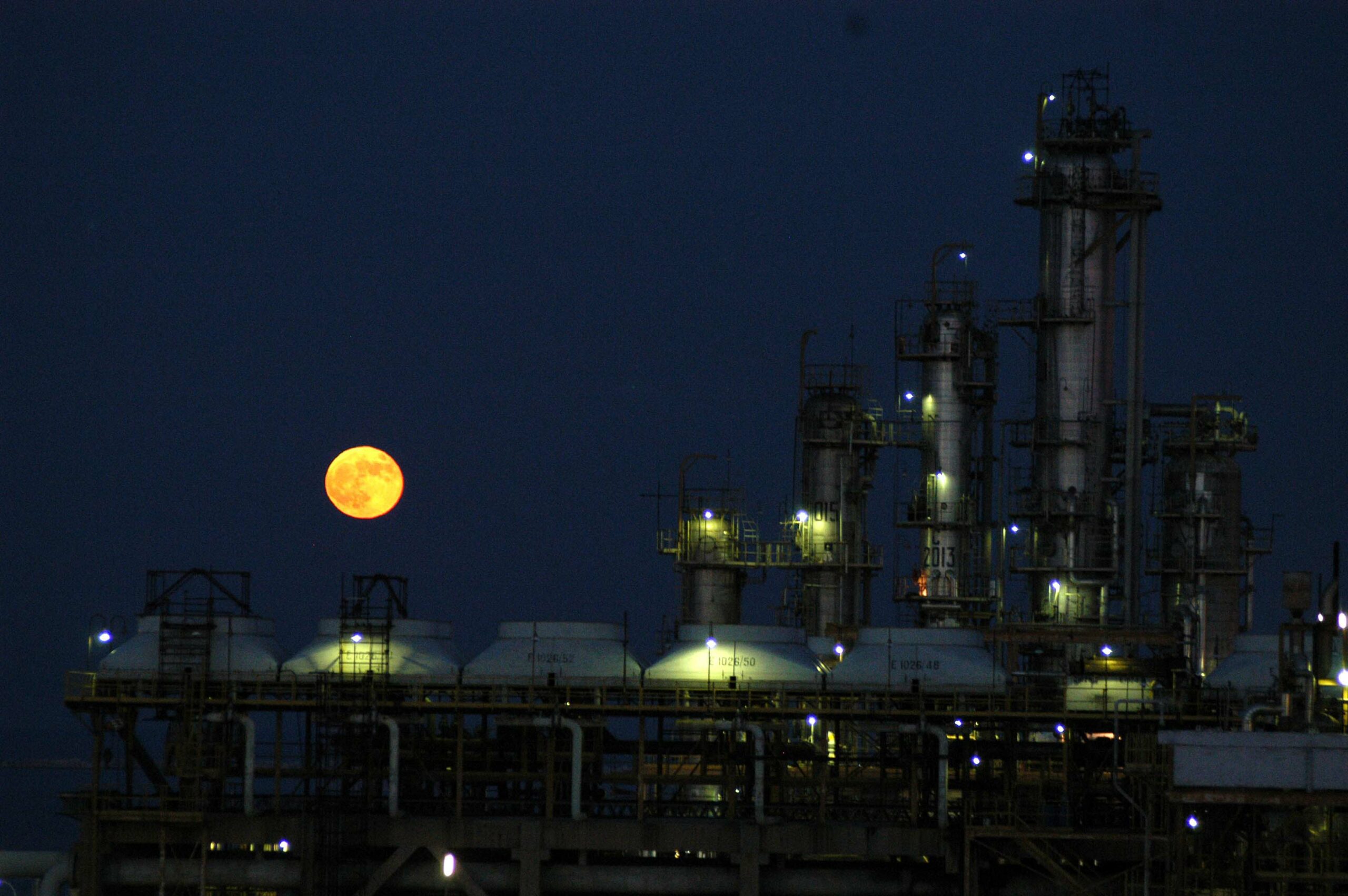 Italia Bulgaria raffineria Lukoil