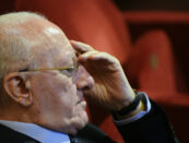 La tiktoker Rita De Crescenzo “a casa” di De Luca fa litigare (di nuovo) il campo largo