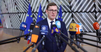 Articolo 4 Nato