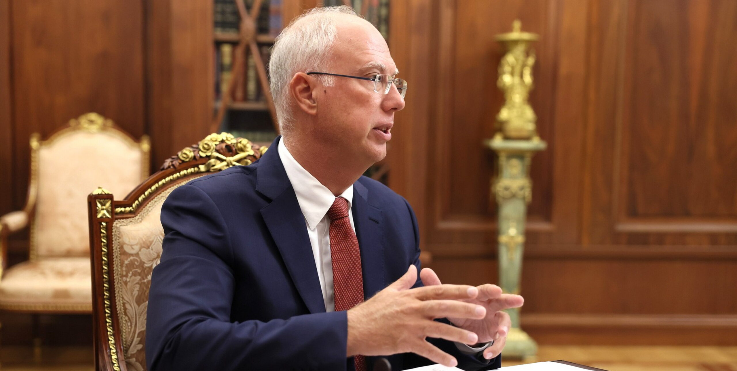 Piano Usa-Russia per l’Ucraina: chi è Kirill Dmitriev, il banchiere che parla la lingua di Trump e Putin