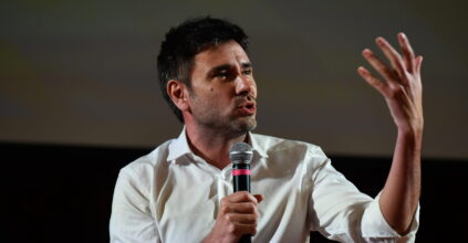 Alessandro Di Battista Schierarsi