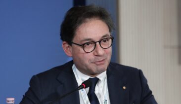 La chiusura di Hormuz mette a rischio l’economia globale. Parla il prof. Duci (UniGe)