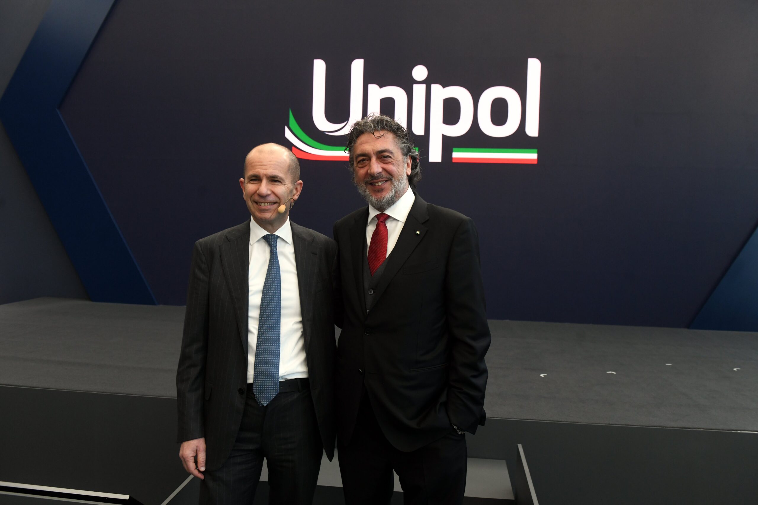 Com’è cambiata Unipol e come cambierà se l’Opas di Intesa va in porto