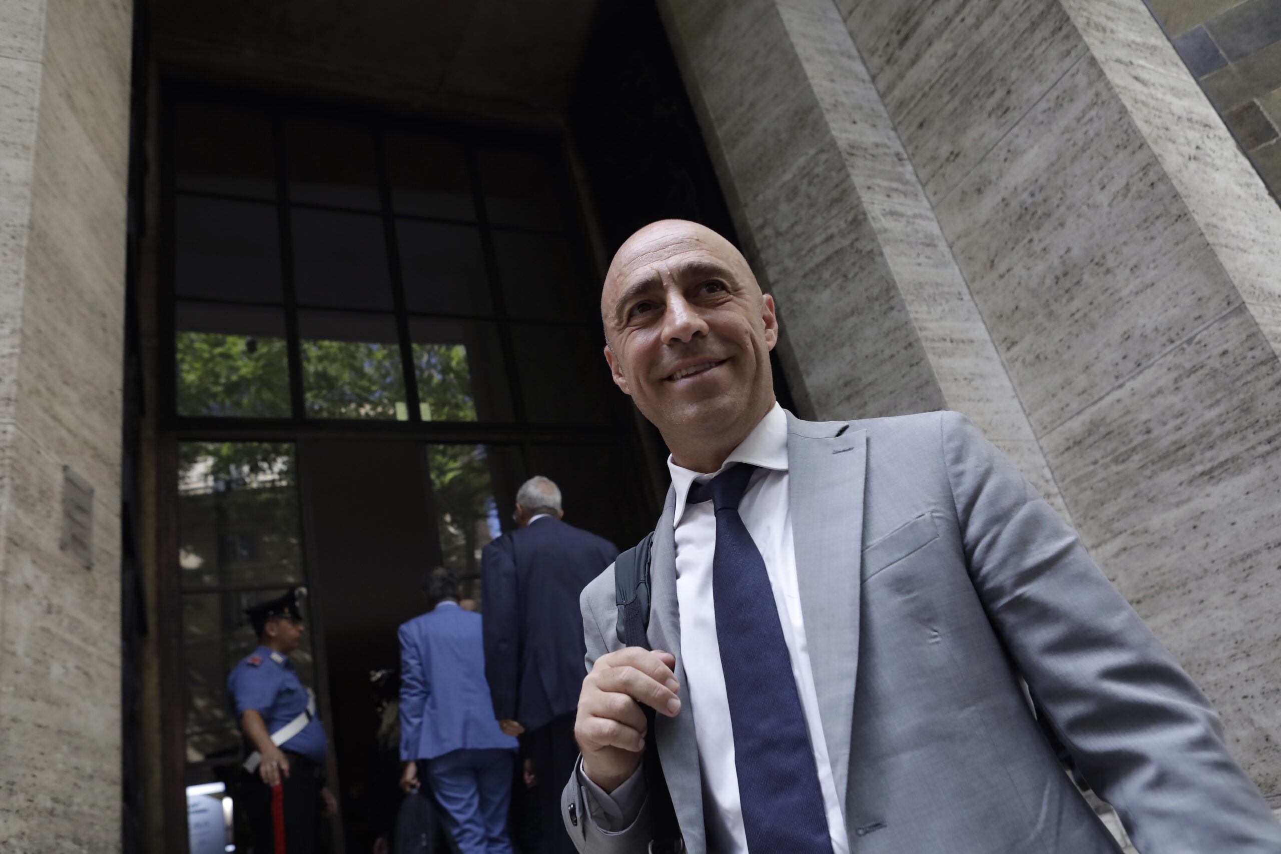 Perché Pietro Bitetti ha lasciato il comune di Taranto: dimissioni tattiche?
