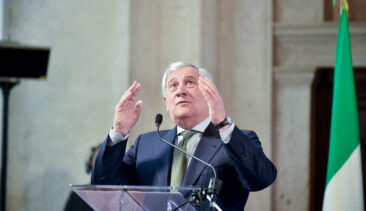 Dall’arresto di Cecilia Sala alla tragedia di Crans Montana: il lungo anno di Antonio Tajani