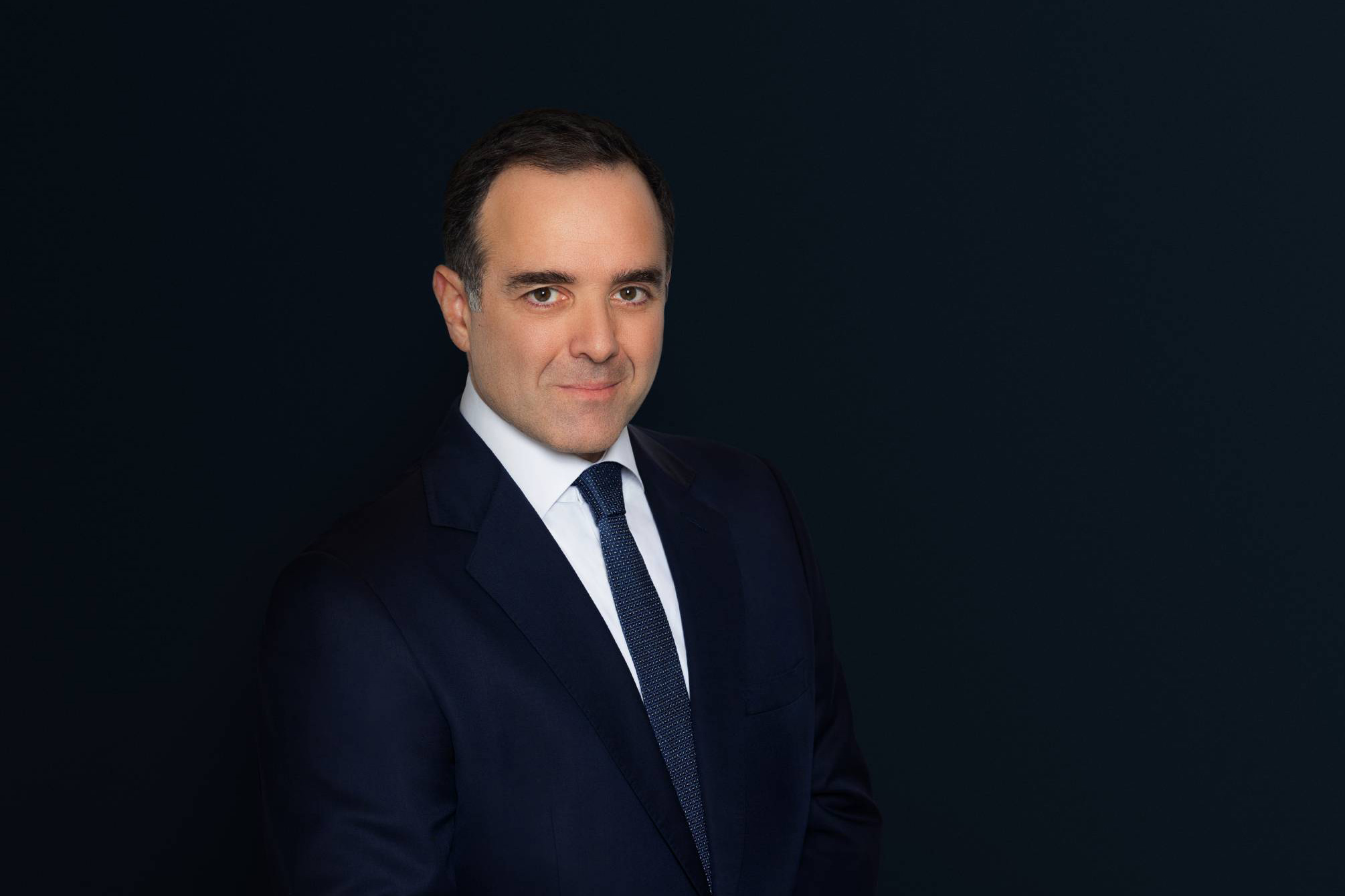 Chi è il greco Kyriakou che vuole mettere la mani sul Gruppo Gedi