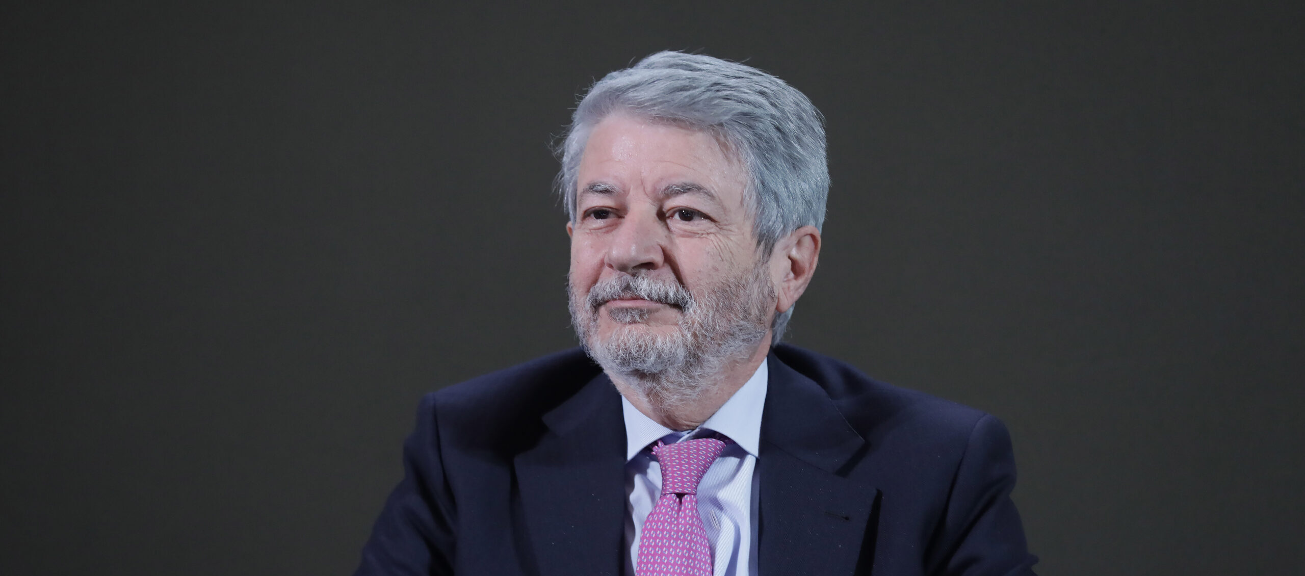 Antonio Naddeo presidente Aran - firma dei contratti statali