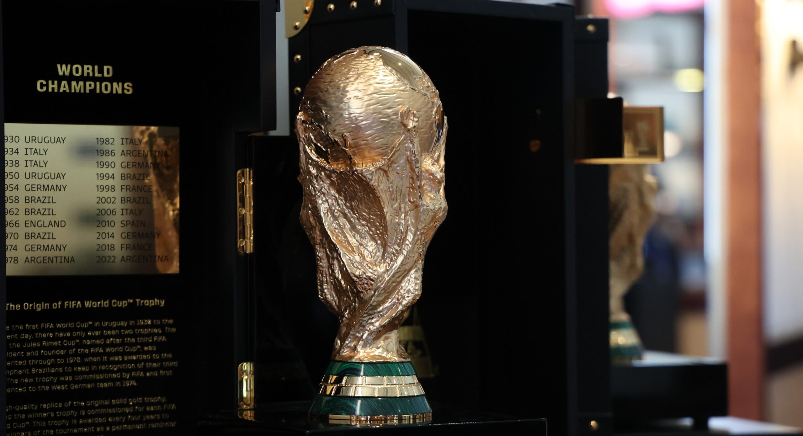 Perché sono i Mondiali di calcio più inquinanti di sempre