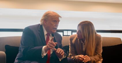 scontro politico Trump - Meloni