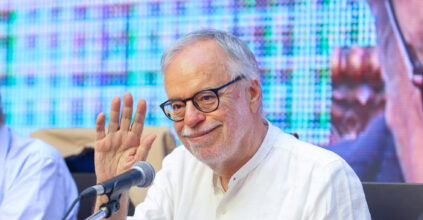 Tra Vangelo e Casa Bianca: Andrea Riccardi legge la sfida globale di Leone XIV su Limes