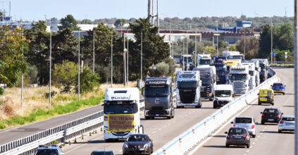 Tir e trattori, chi resiste al Sud dopo l’apertura del governo