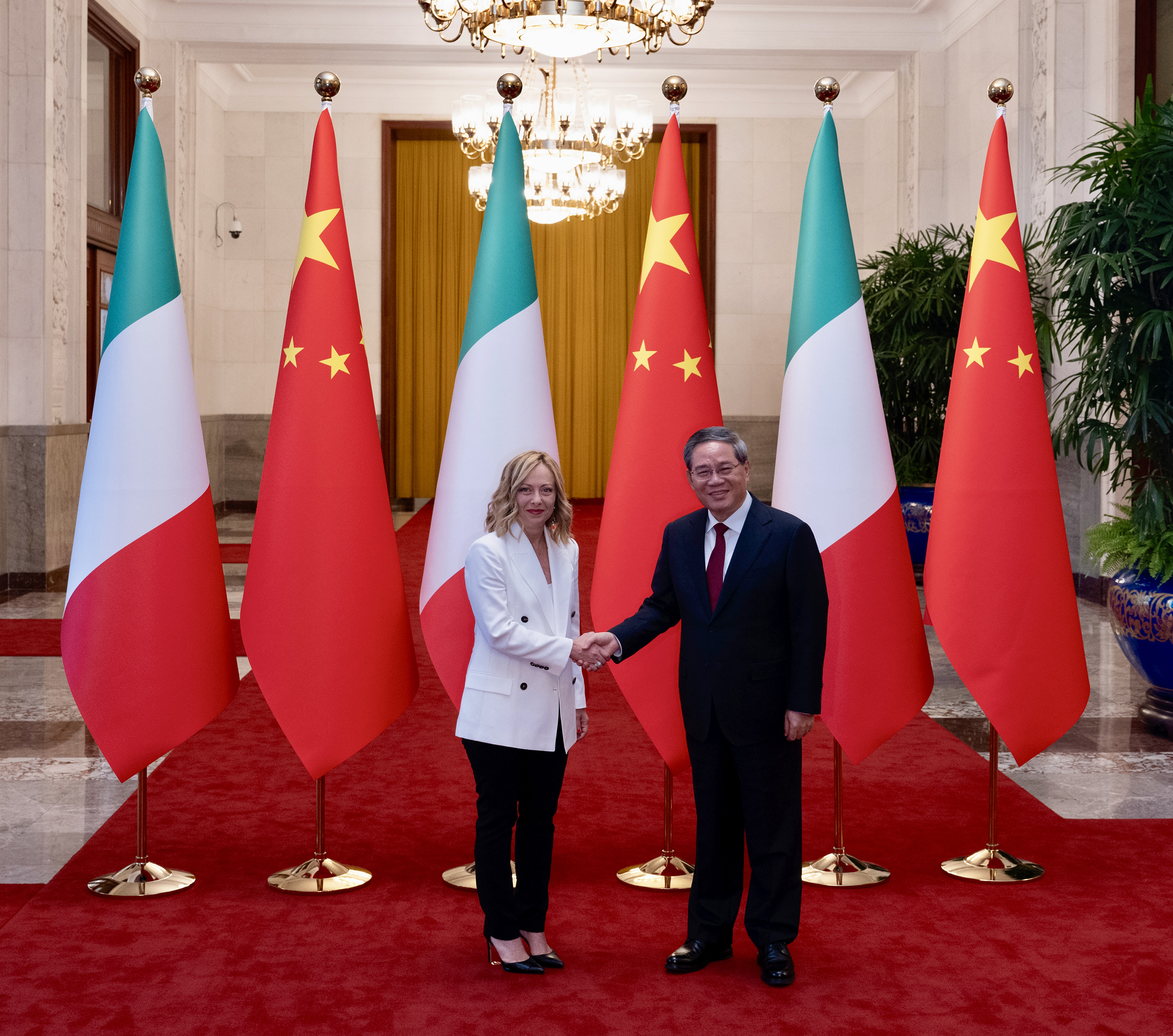 Meloni Cina