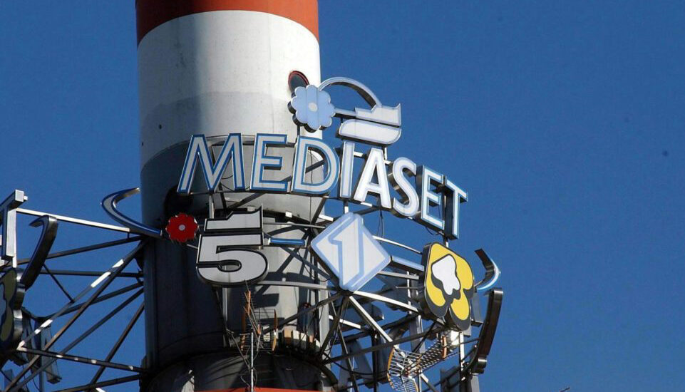 mediaset vivendi agcom