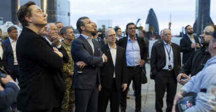 ARSENAL OF FREEDOM TOUR DI HEGSETH CON MUSK ALLA STARBASE