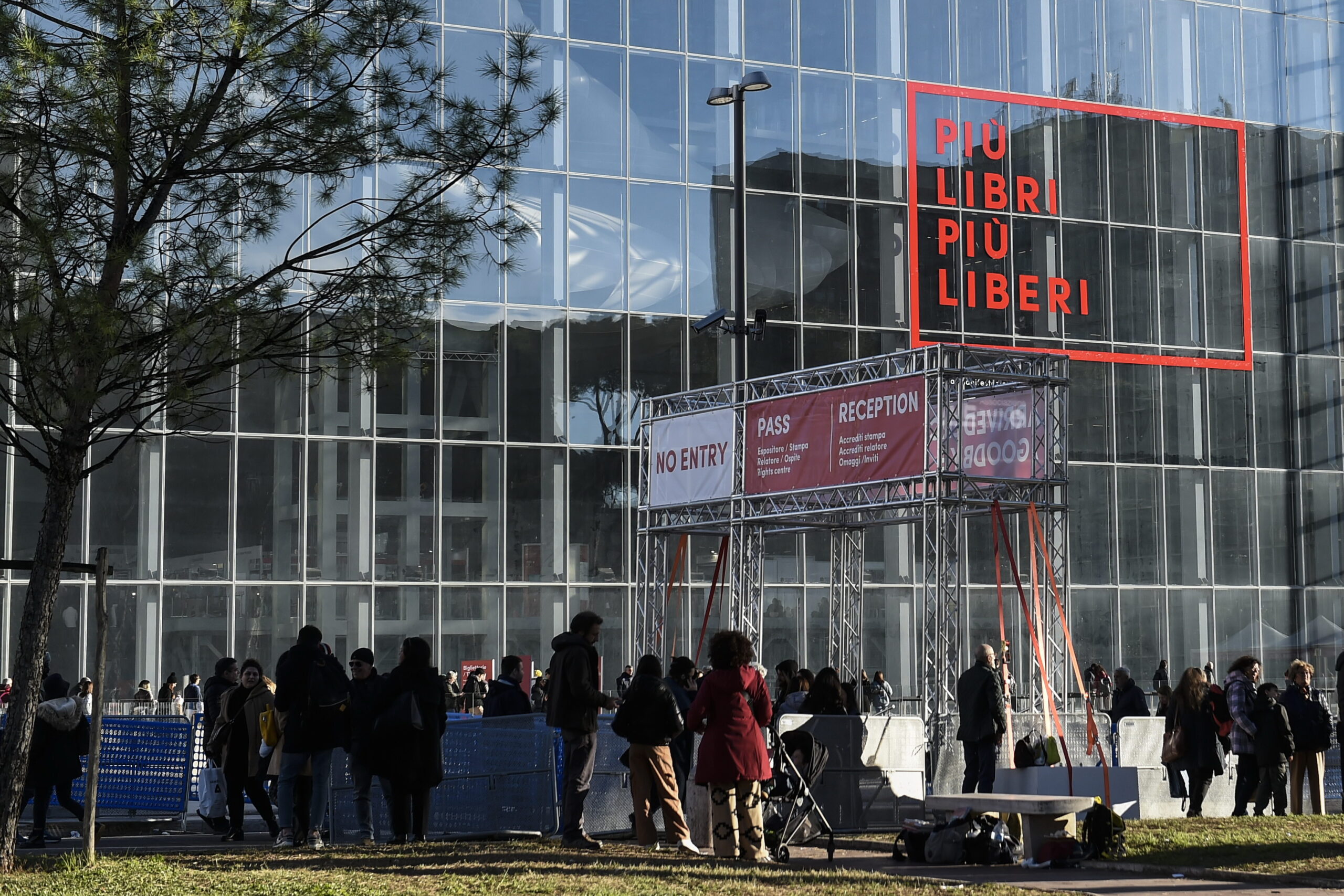 Più Libri Più Liberi, la presenza in fiera di Passaggio al Bosco è un caso. Ecco perché e cosa pubblica