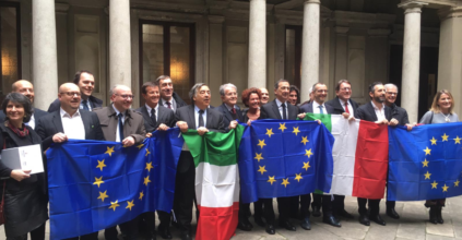 Prodi lancia l’iniziativa: esporre la bandiera europea il 21 marzo