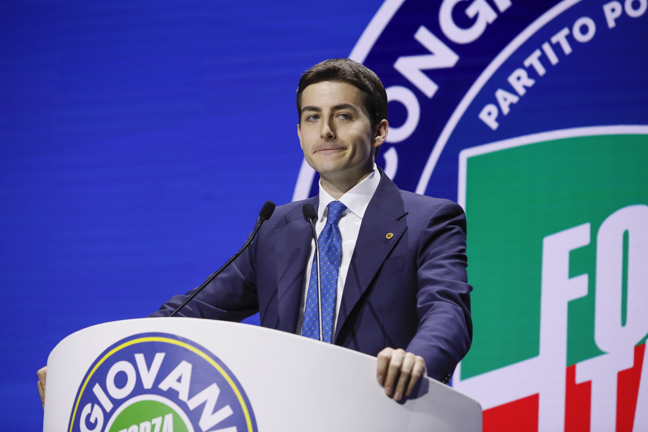 Chi è il neo segretario dei giovani di FI (e cosa c’entra Vannacci)
