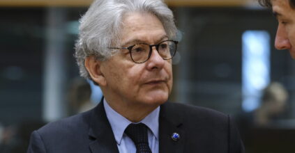 Sanzioni USA a Breton e 4 capi di Ong: chi sono e perché Trump gli nega il visto