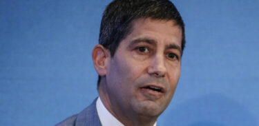KEVIN WARSH ECONOMISTA