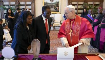 Papa Leone XIV in Africa