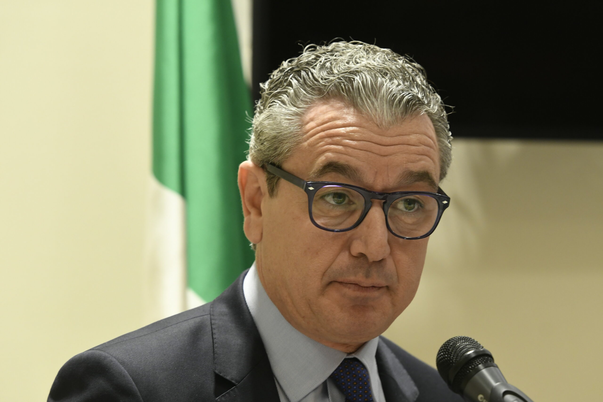 deputato colucci