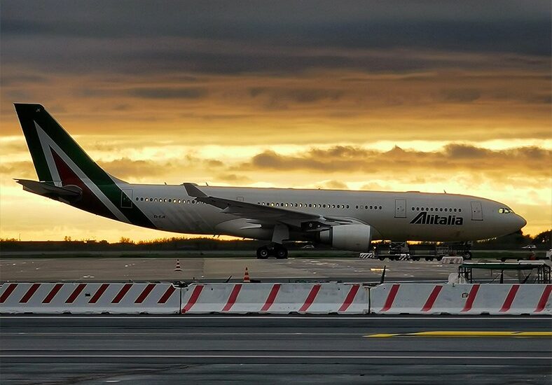 alitalia stipendi dipendenti