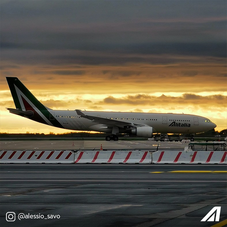 alitalia stipendi dipendenti