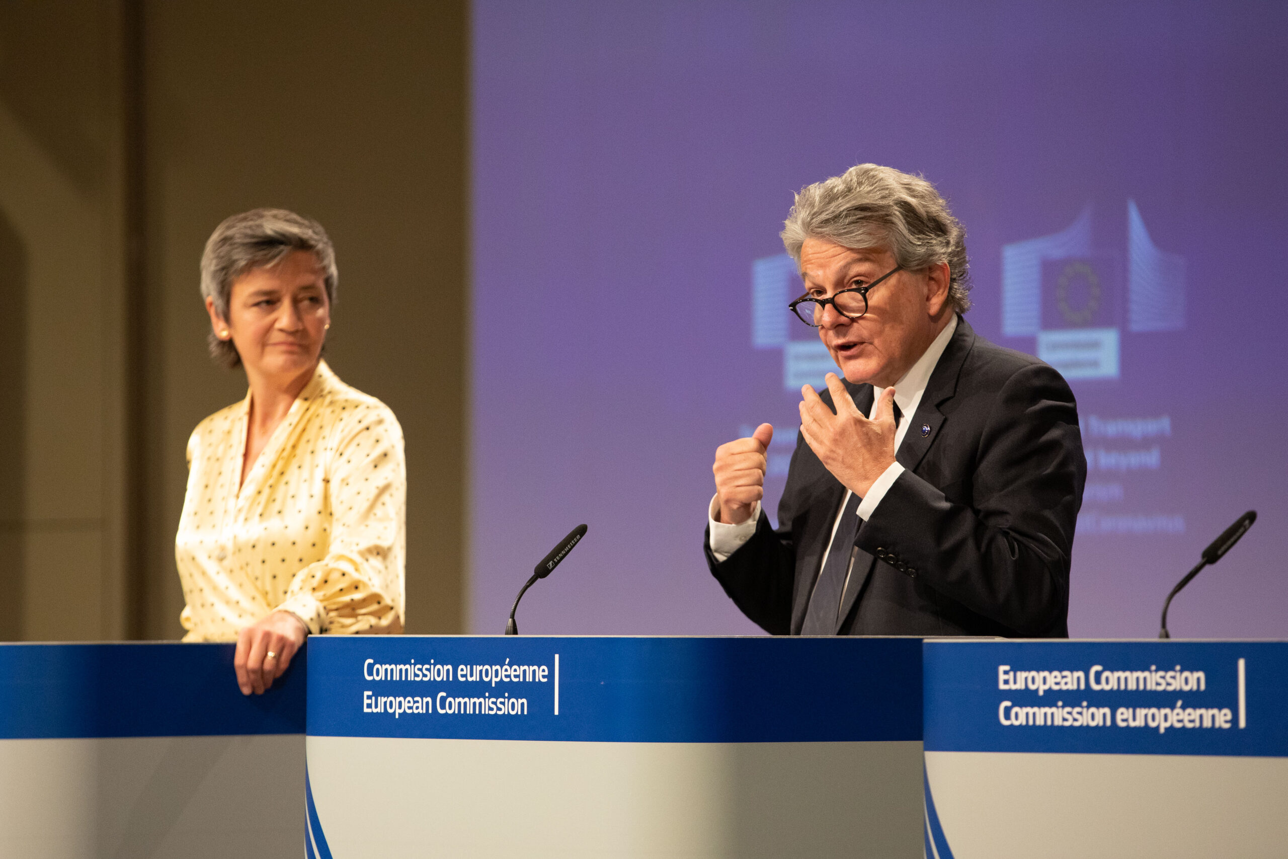 breton vestager ceos telecomunicazioni