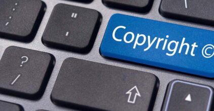 Copyright, ecco come la Blockchain può arginare la pirateria digitale