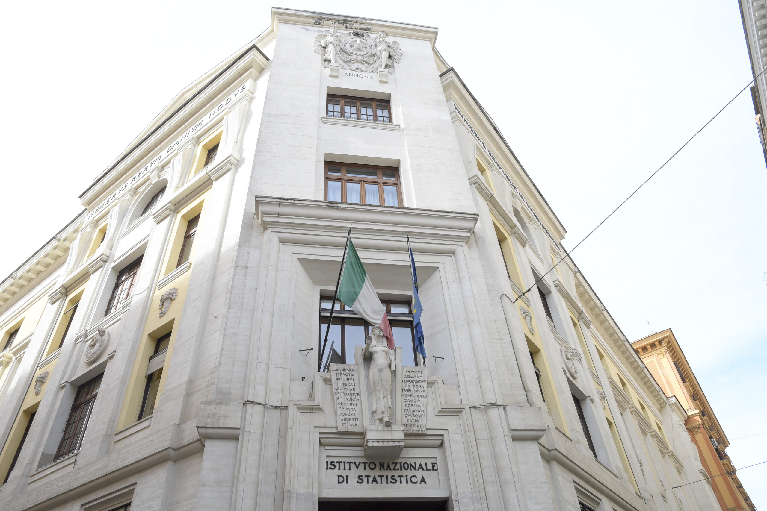 DATI ISTAT LAVORO ITALIA GREAT RESIGNATION