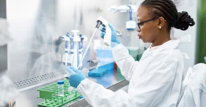Pfizer ritardo vaccini under 5