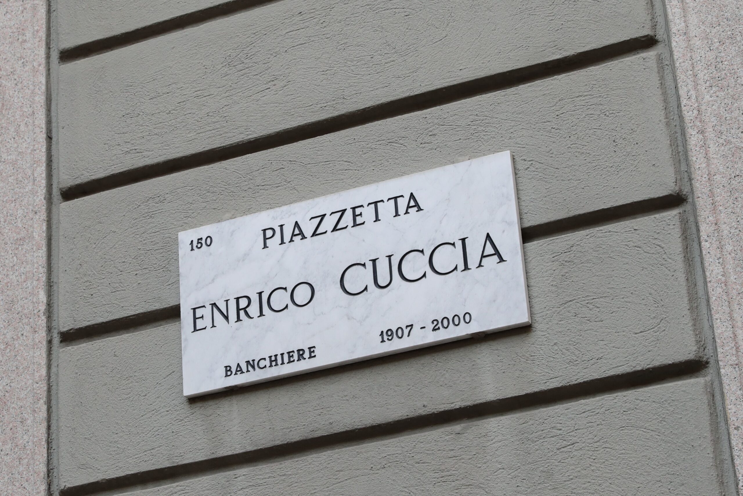Mediobanca risponde ai conti di MPS con utili in netto rialzo