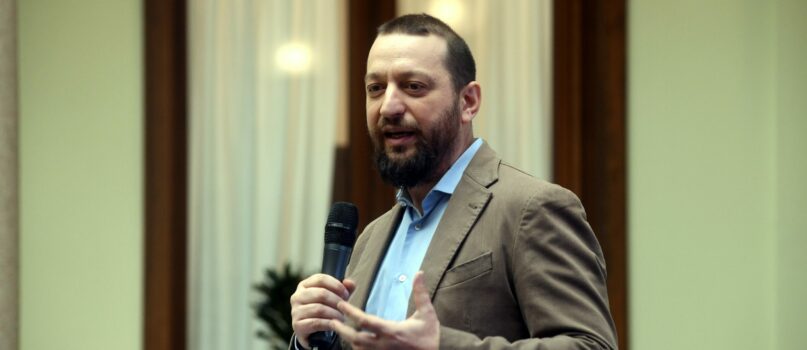 Def Carlo Stagnaro