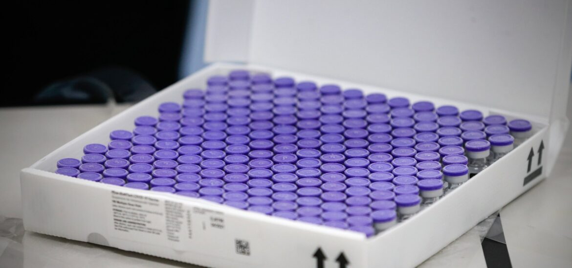vaccini sangue gruppo A brevetti vaccini Emergency astrazeneca italia